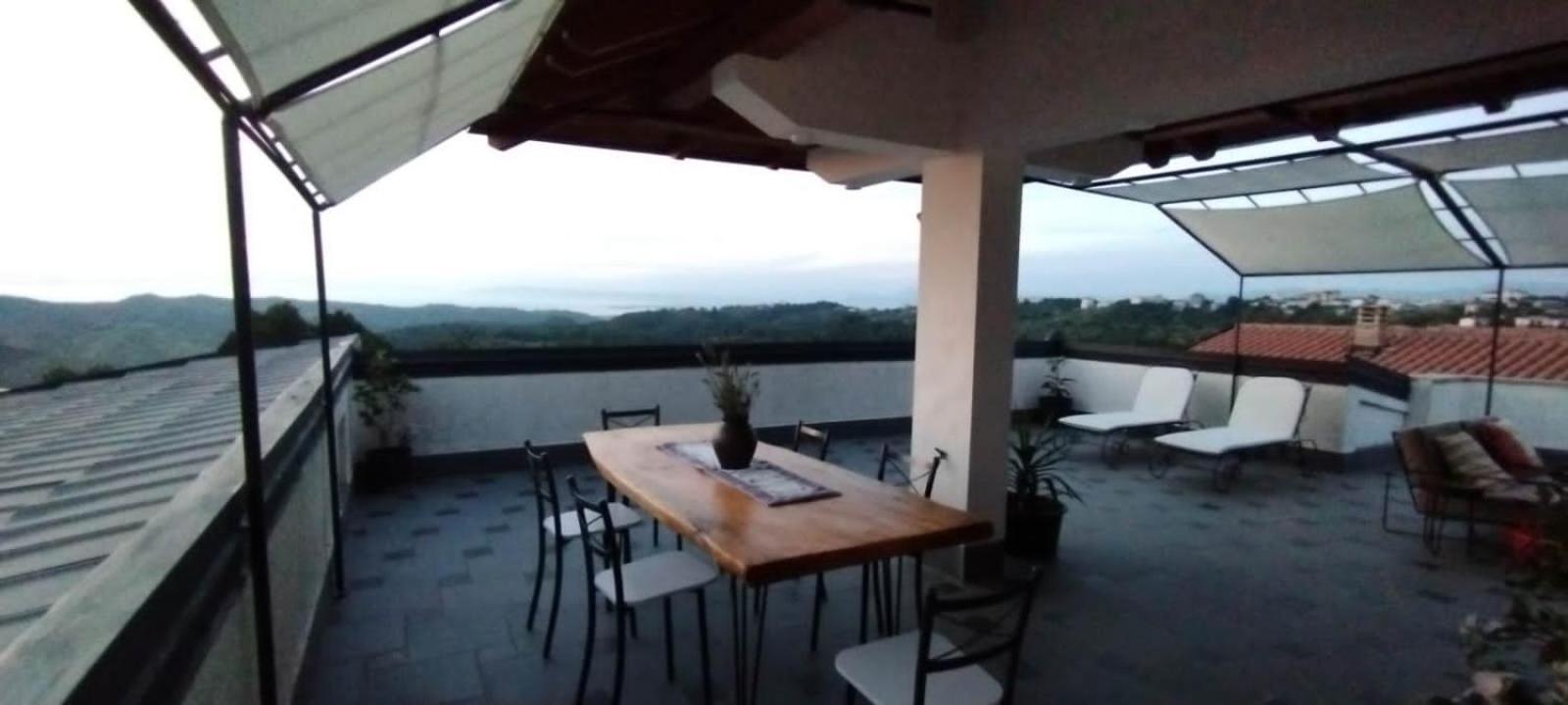 Turisalba Hotel Ishem Luaran gambar