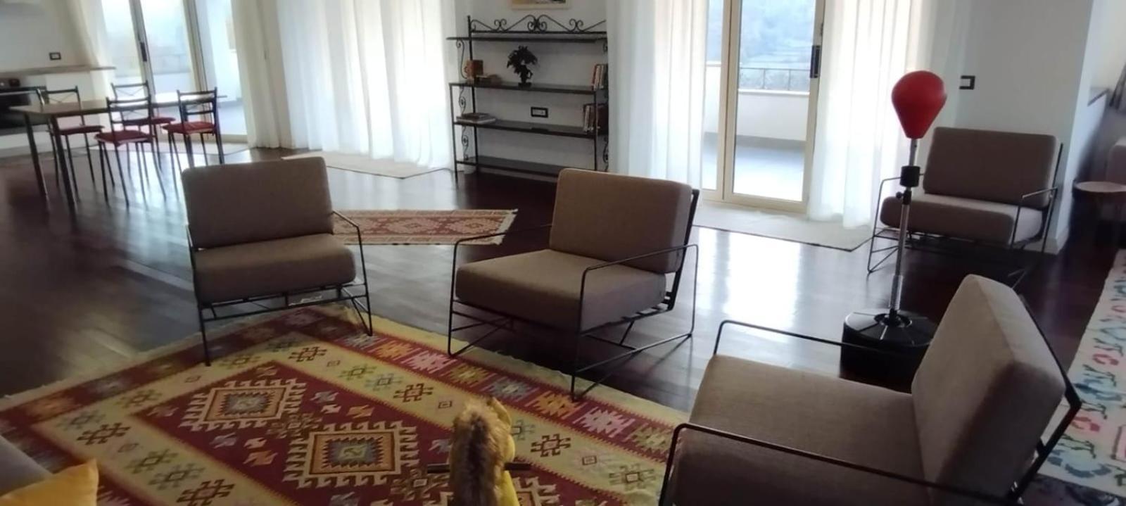 Turisalba Hotel Ishem Luaran gambar